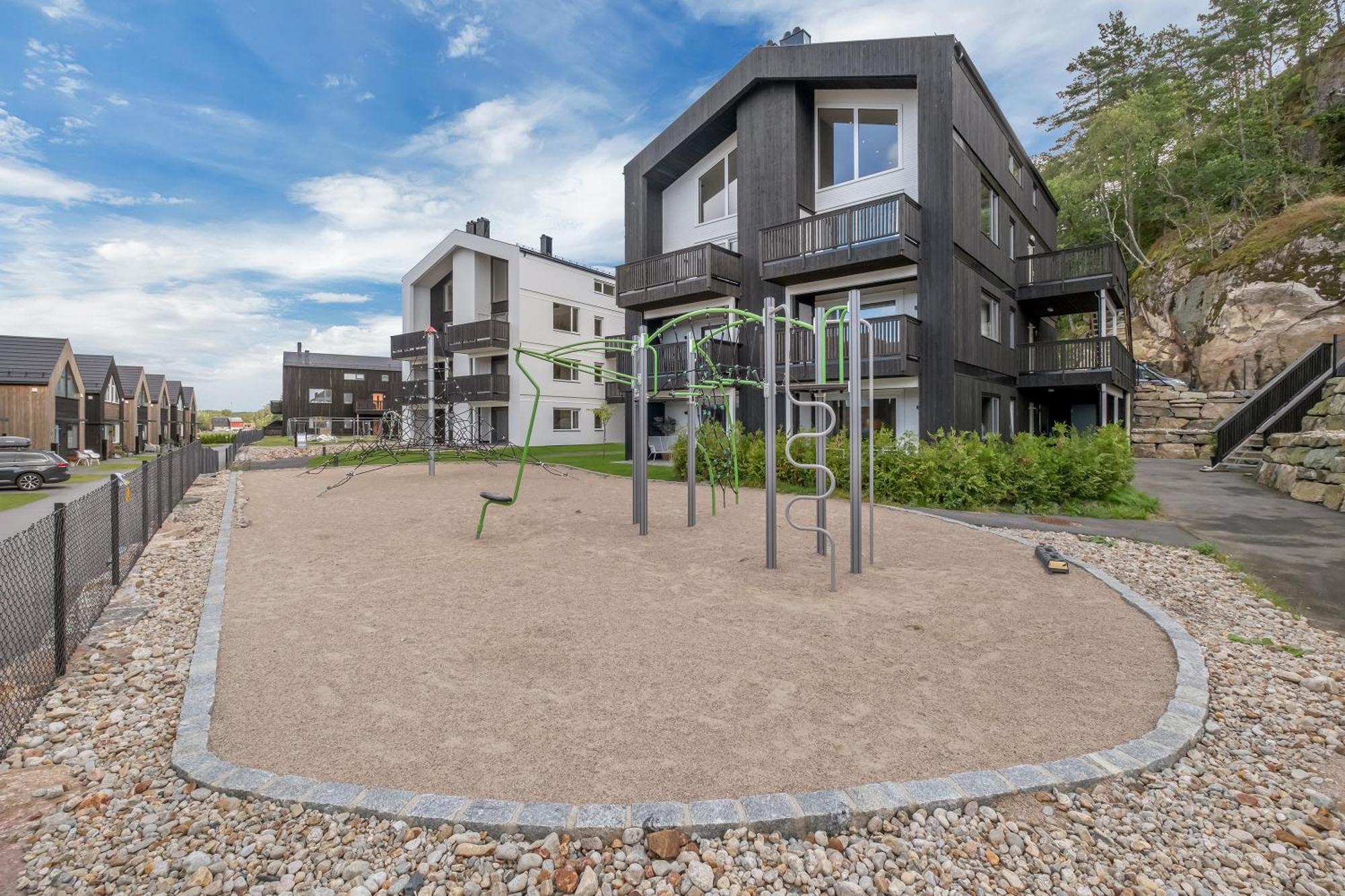 In Aros, * Kristiansand