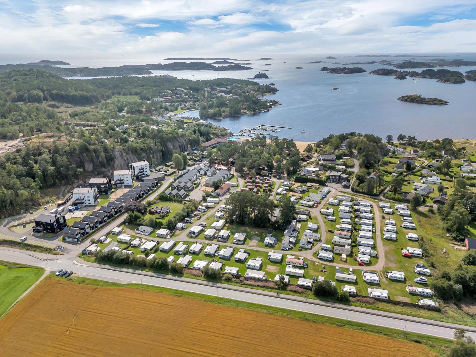 In Aros, * Kristiansand